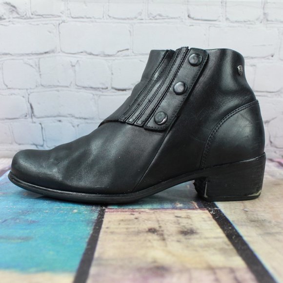 Ariat Shoes - Ariat Leatehr Pull On Block Heel Ankle Bootie Sz 8